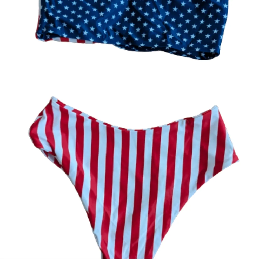 Women's Size L Bikini Swimsuit 2 Piece Flag Red White Blue - Picture 4 of 5